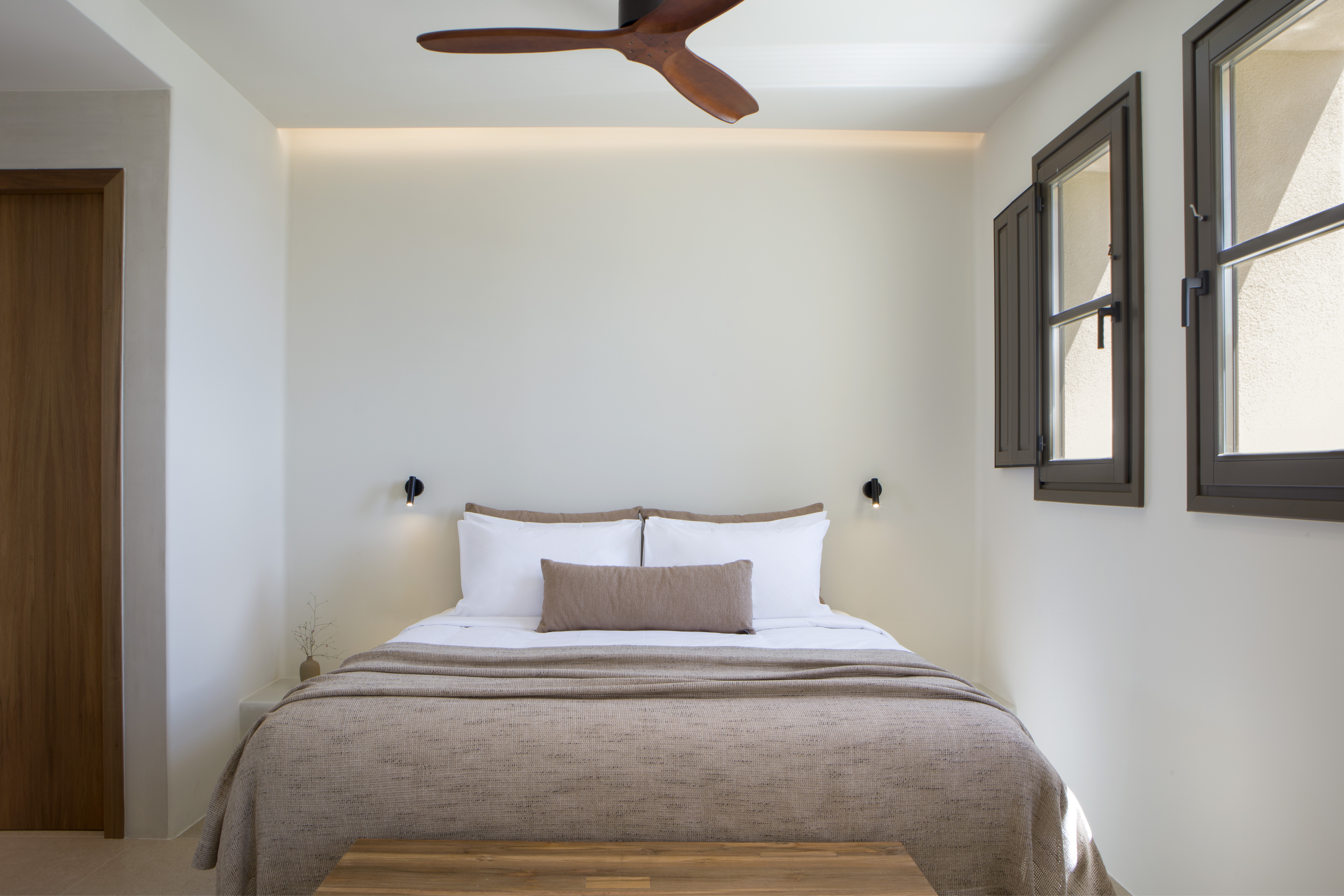 JUNIOR SUITE WITH HEATED PLUNGE POOL SEA VIEW