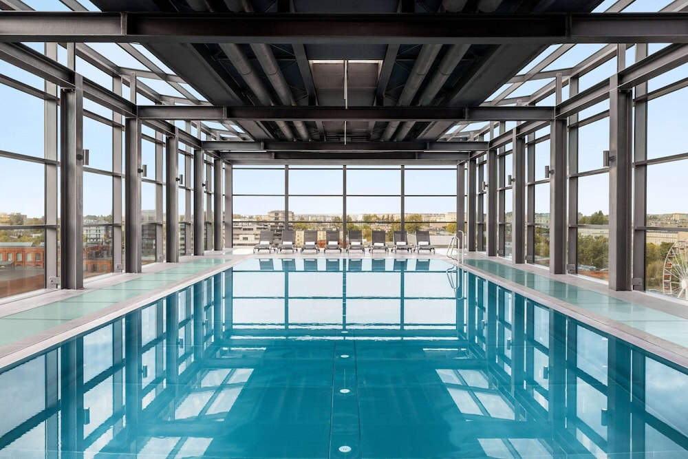 swimming pool spa