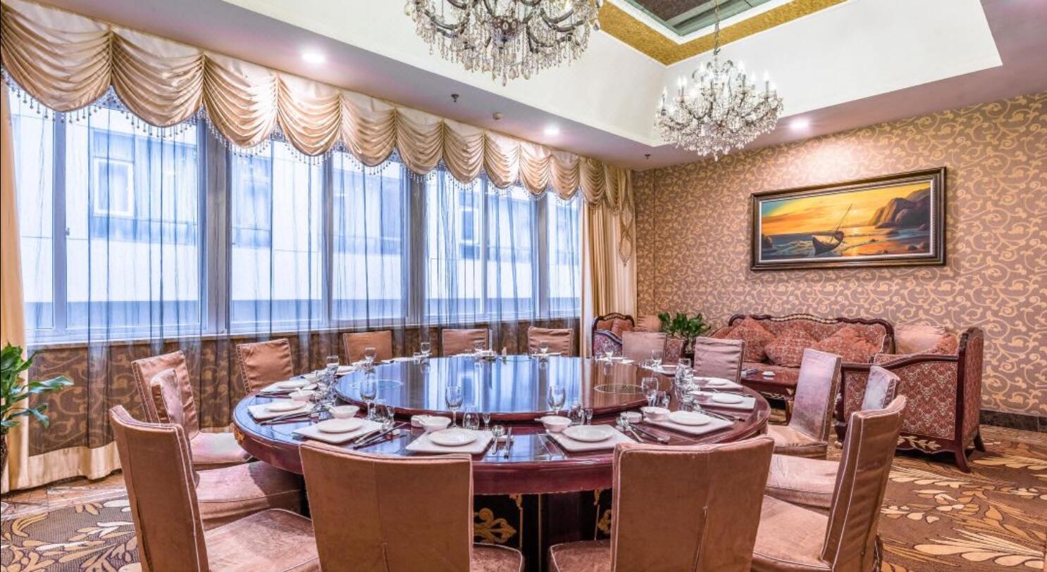 Enshi International Hotel 35/37