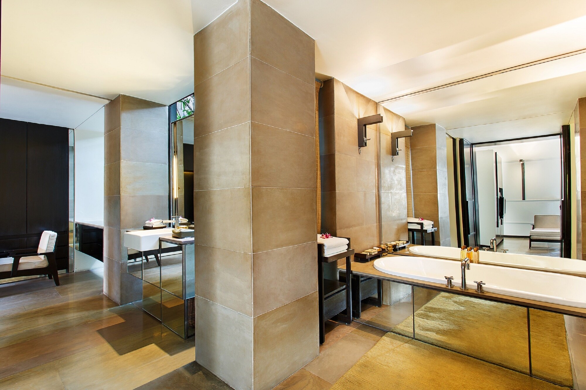 1 BEDROOM, GARDEN, SUITE, BALCONY, TERRACE