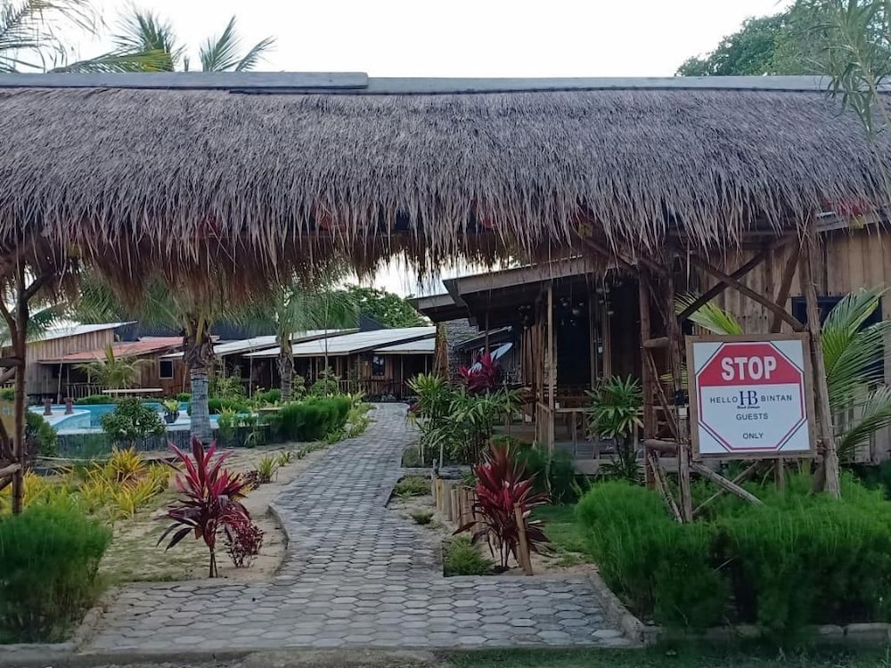 Hello Bintan Beach Cottages 4/49