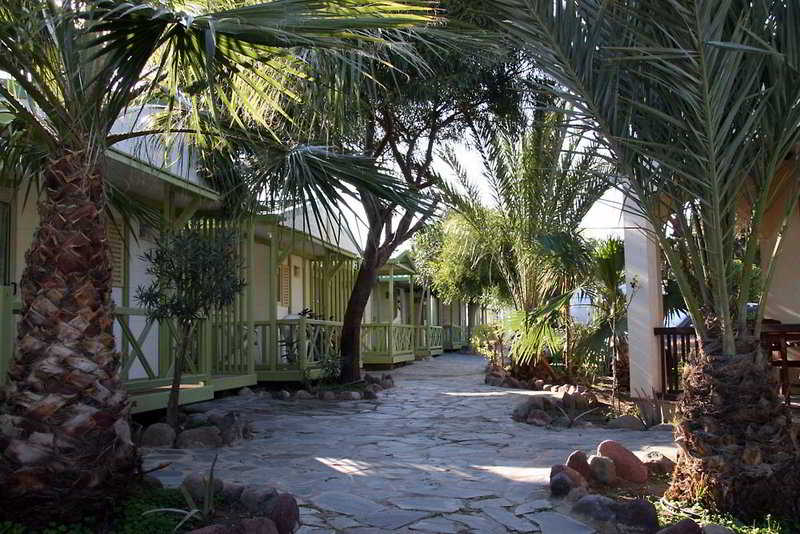 Camping Los Escullos 18/25
