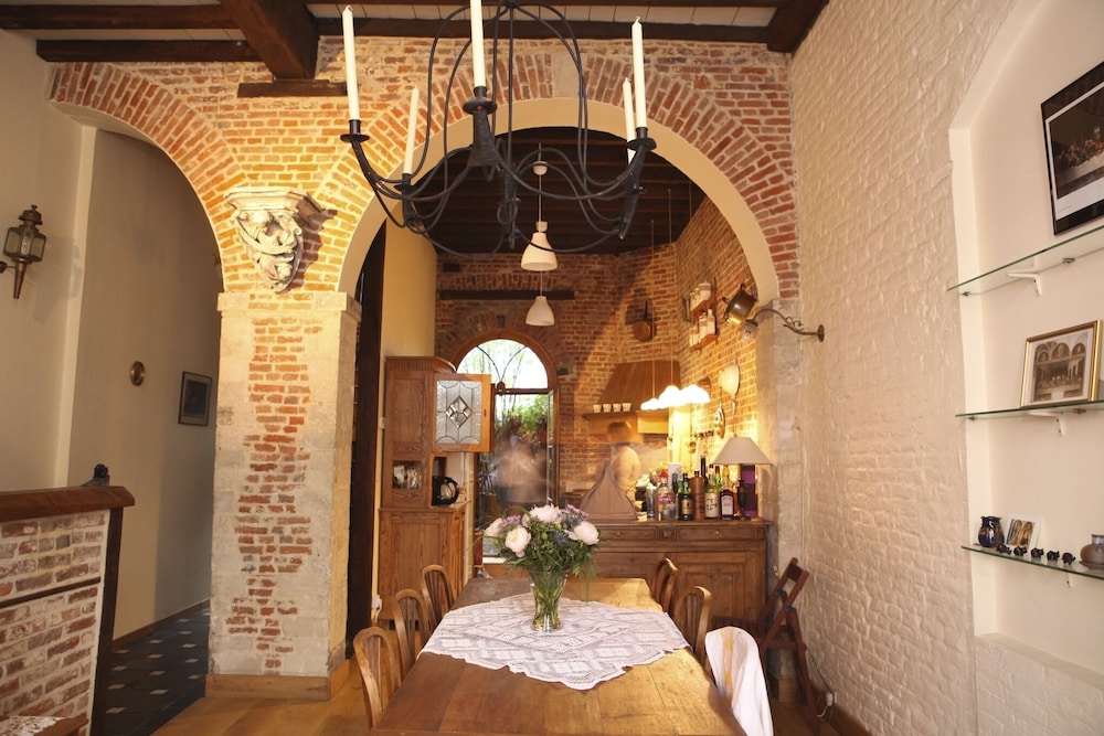 Carmelites Guest House 2/23