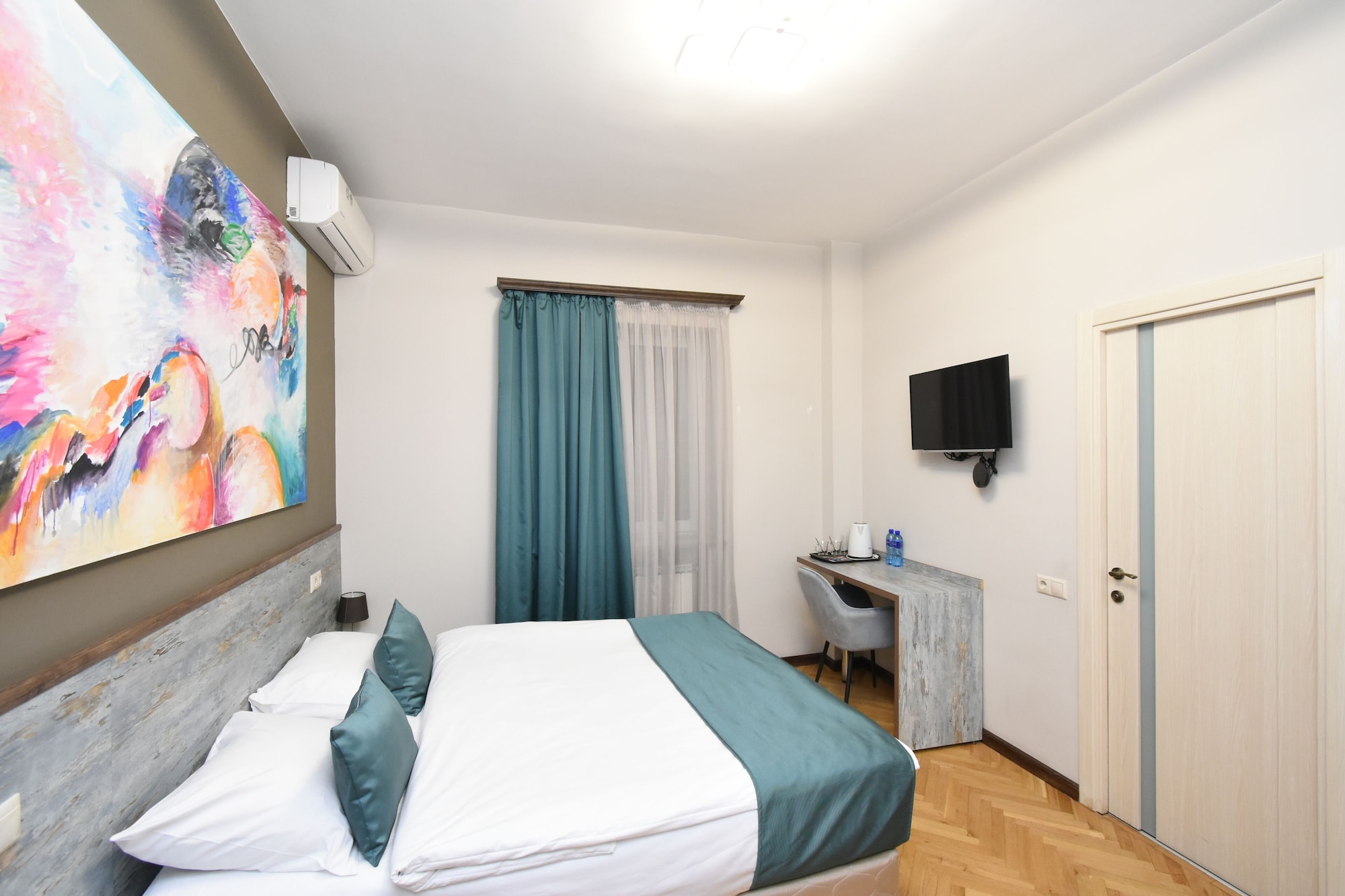STANDARD, DOUBLE BED