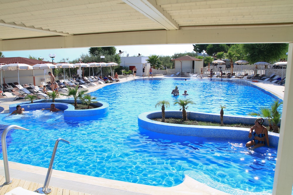 VILLAGGIO BAIA DEL MONACO 17/55