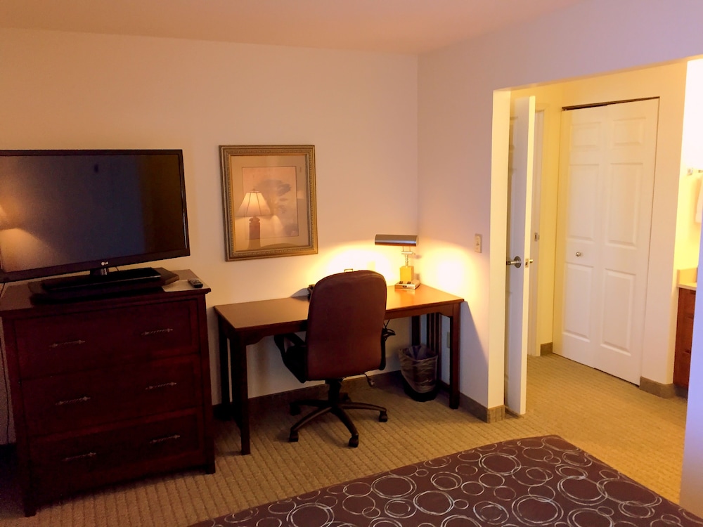 STAYBRIDGE SUITES DETROIT-NOVI 57/60