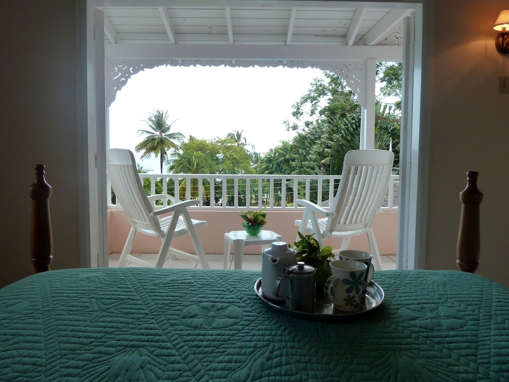 Plantation Beach Villas 18/50