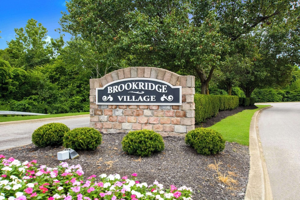 WoodSpring Suites Louisville Southeast 30/34