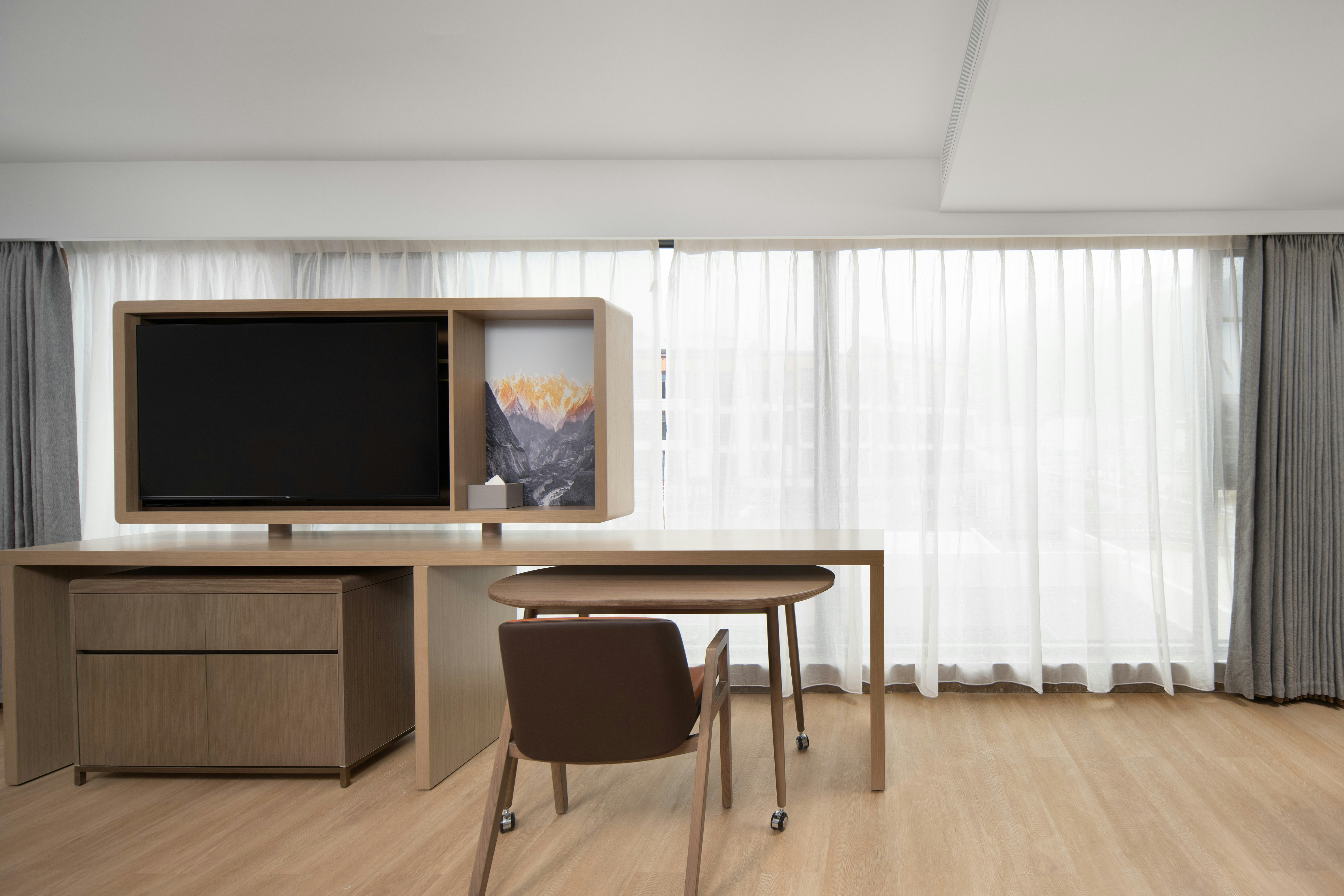 Home2 Suites by Hilton Linzhi Yutuolu 57/61