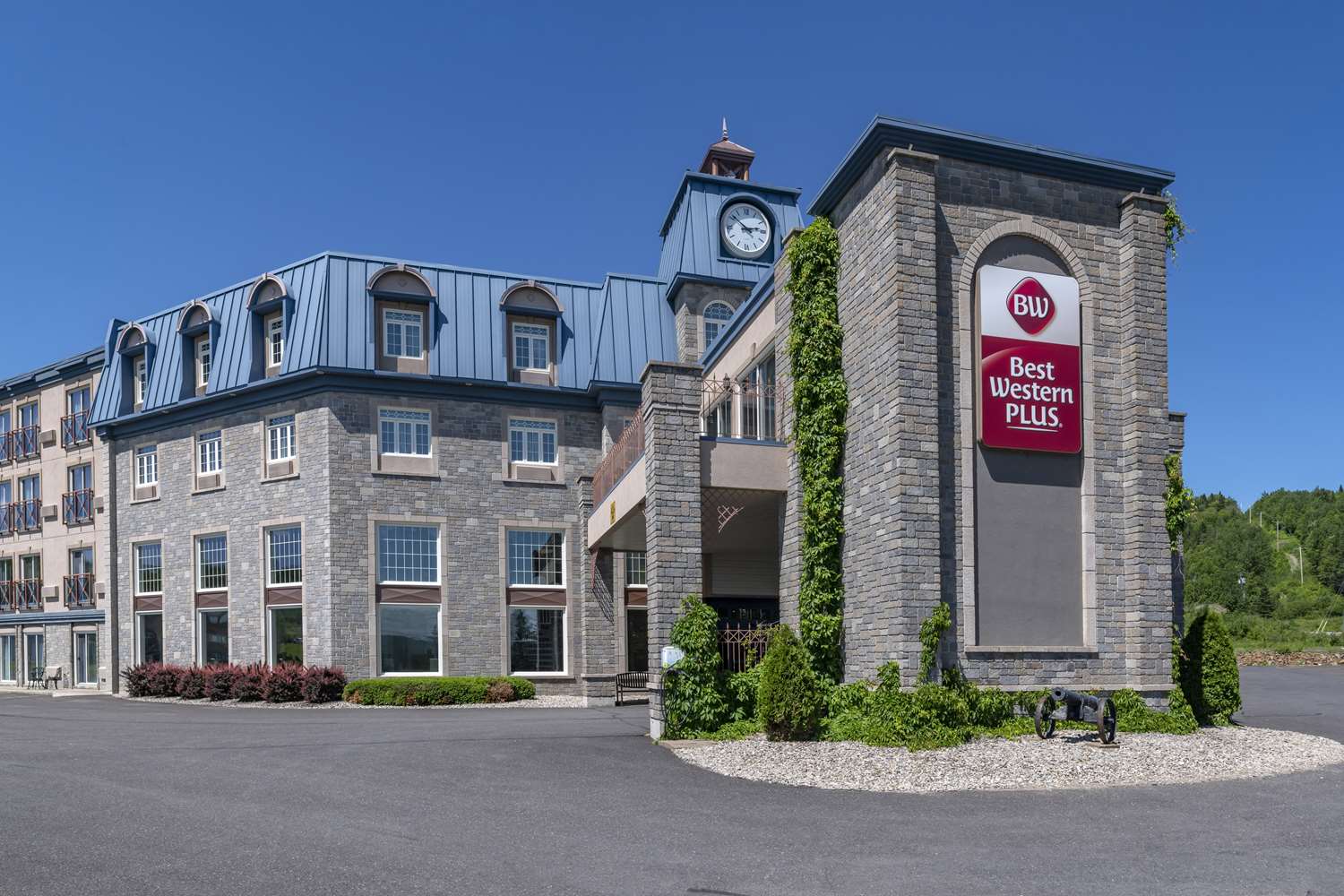 Best Western Plus Edmundston Hotel 1/16