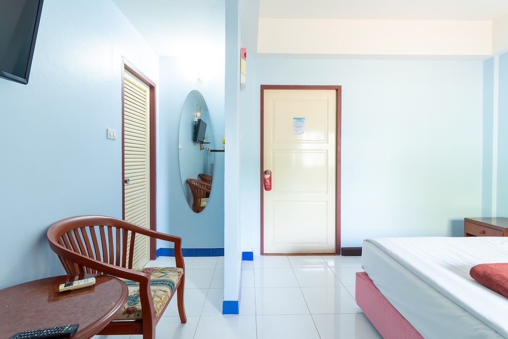 THIPURAI BEACH HOTEL ANNEX 22/67