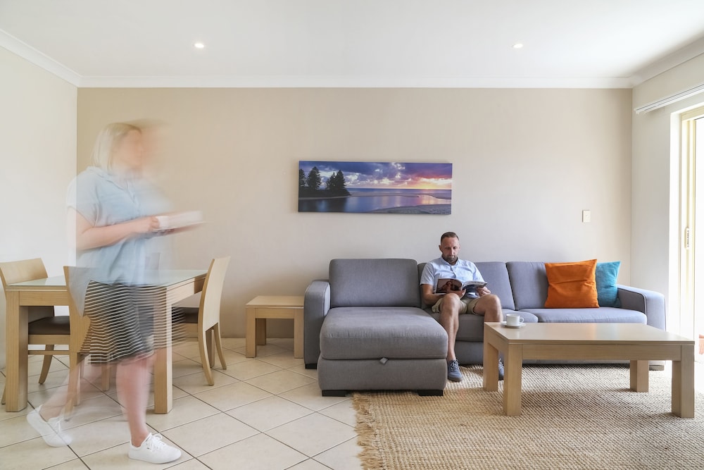 Terrigal Sails Serviced Apartments 41/63
