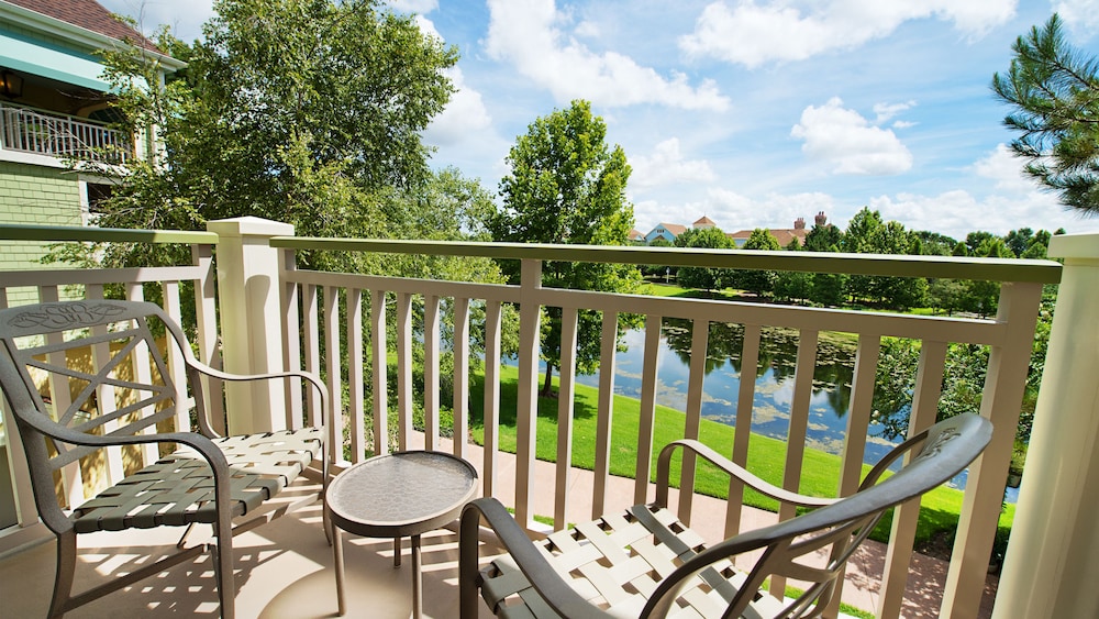 Disneys Saratoga Springs Resort and Spa 33/50