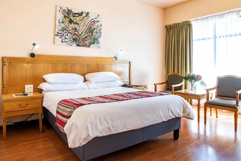 Bon Hotel Bloemfontein Central 19/60