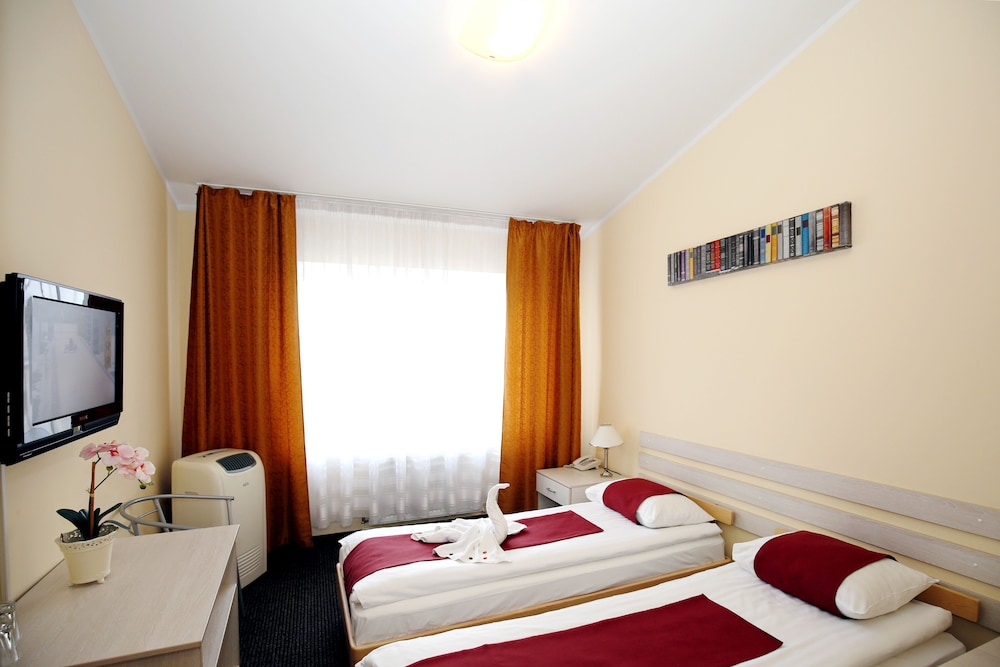 Apart Hotel Tomo 31/64