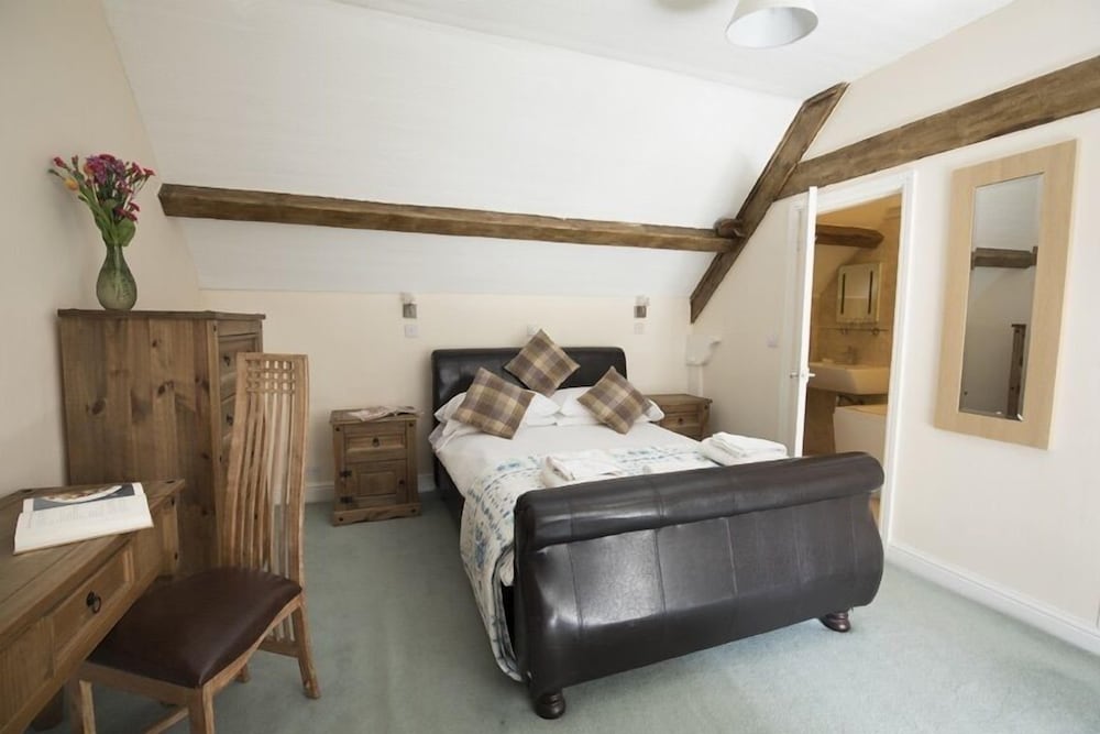 The Coachman Inn 17/41