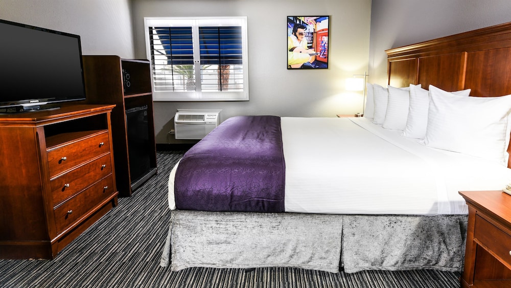 Best Western McCarran Inn 32/42