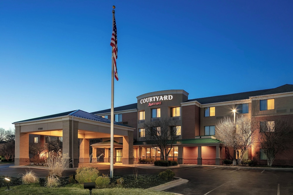 Courtyard by Marriott Kansas City Shawnee 4/71