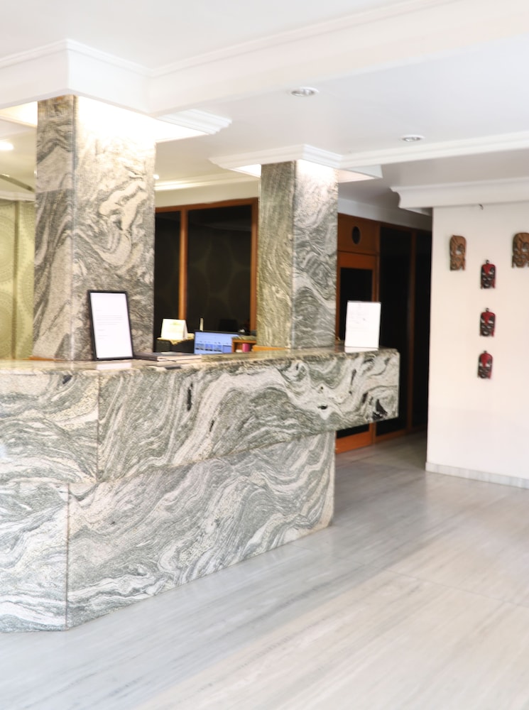 HOTEL GRG 6/27