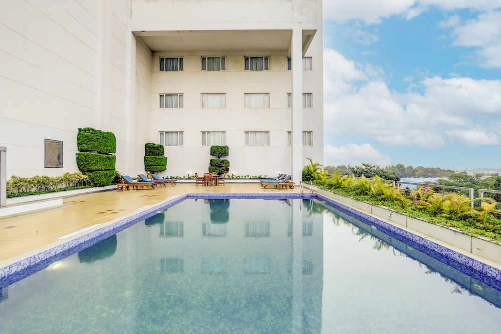 Lemon Tree Hotel Electronics City Bengaluru 7/61