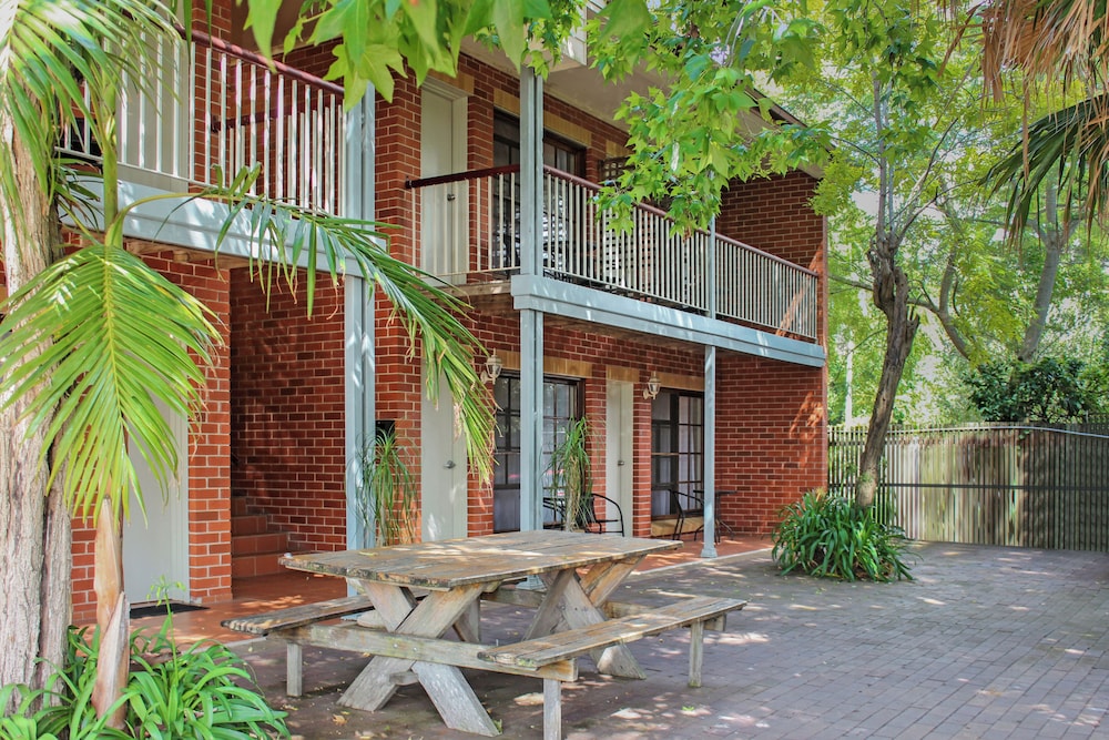 Jamberoo Pub And Saleyard Motel 17/18