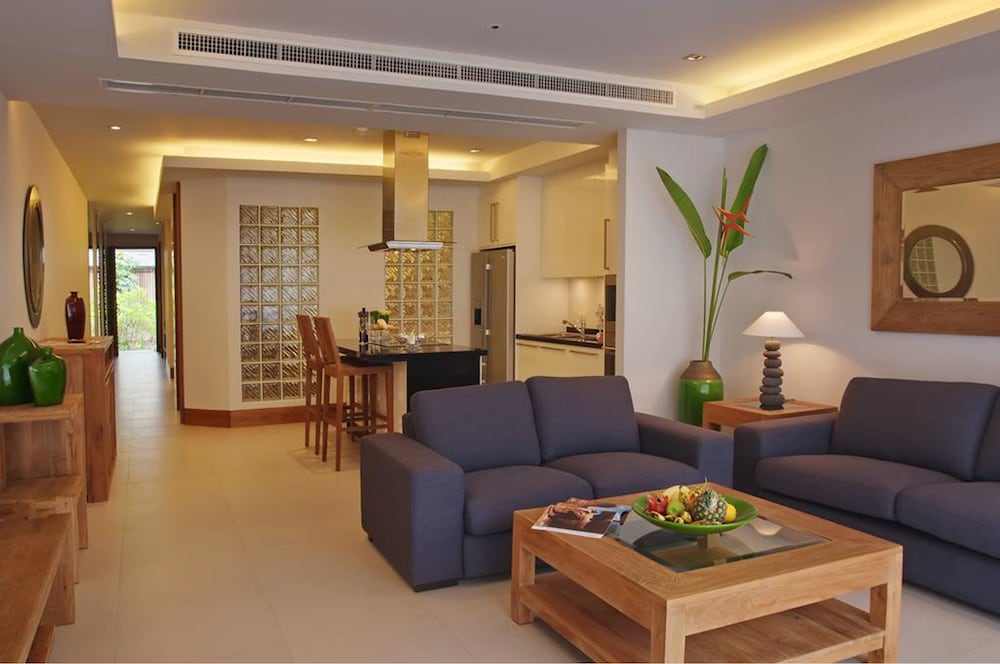 Pearl of Naithon 37/50