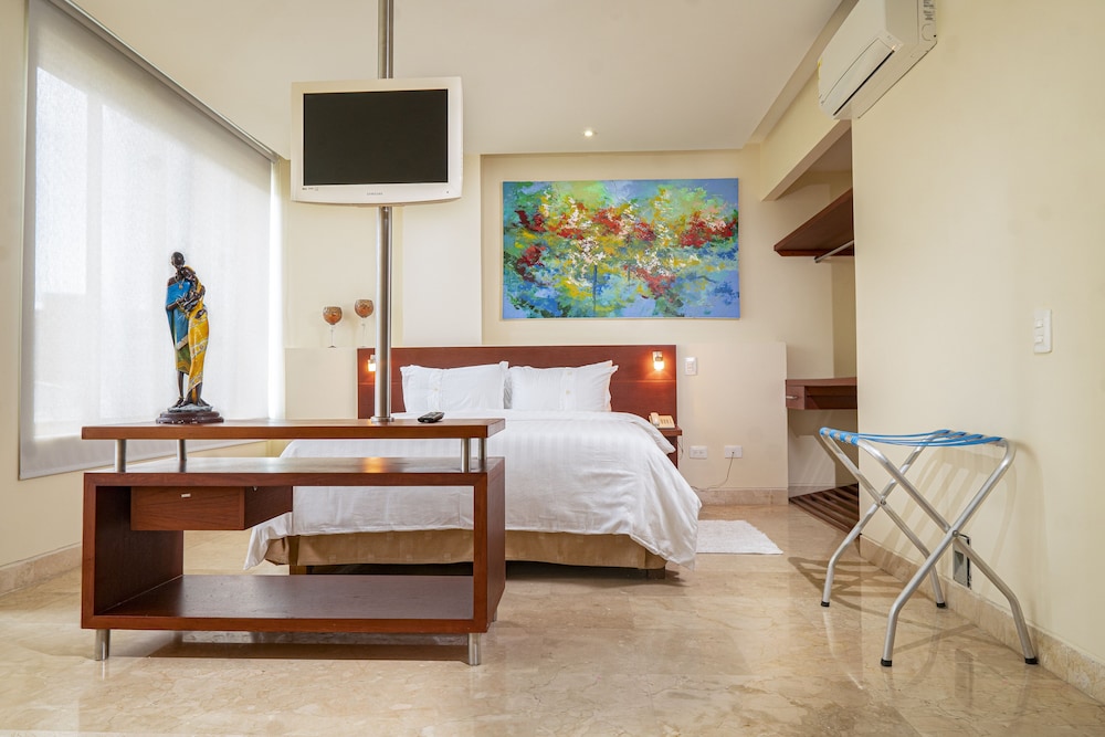 غرفة قياسية بسرير كوين بإطلالة على المدينة، PLAZAMAR HOTEL BOUTIQUE 4/4