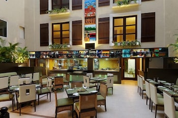 Halcyon Hotel Residences 47/55