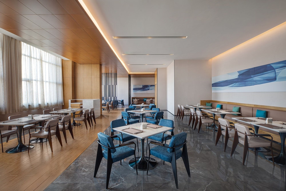Fairfield by Marriott Baiyin Downtown 14/18