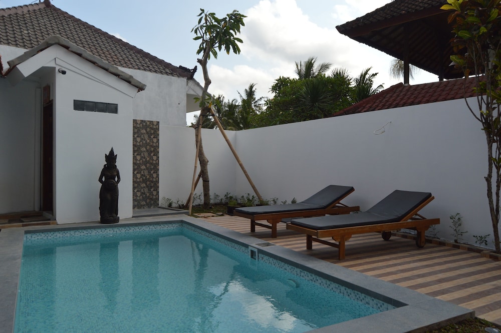 Askara Guest House - Hostel 70/75