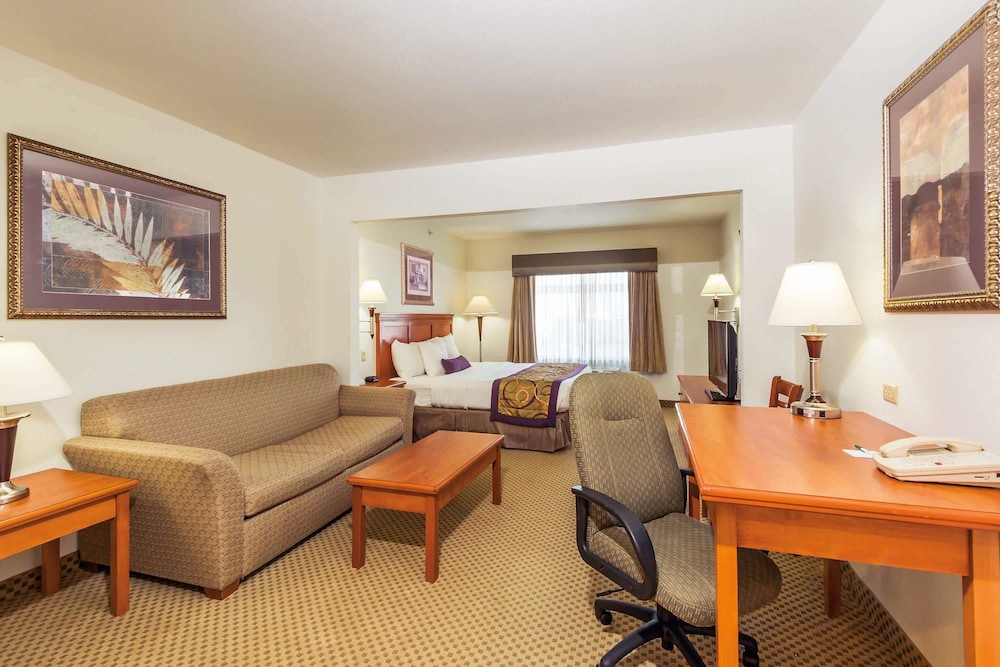 La Quinta Inn & Suites by Wyndham Kennewick 44/63