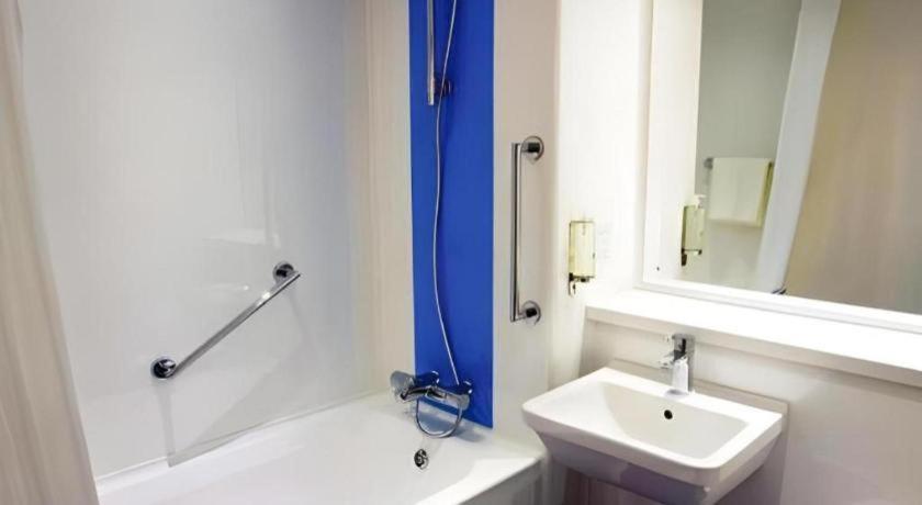 Travelodge Southport 17/17