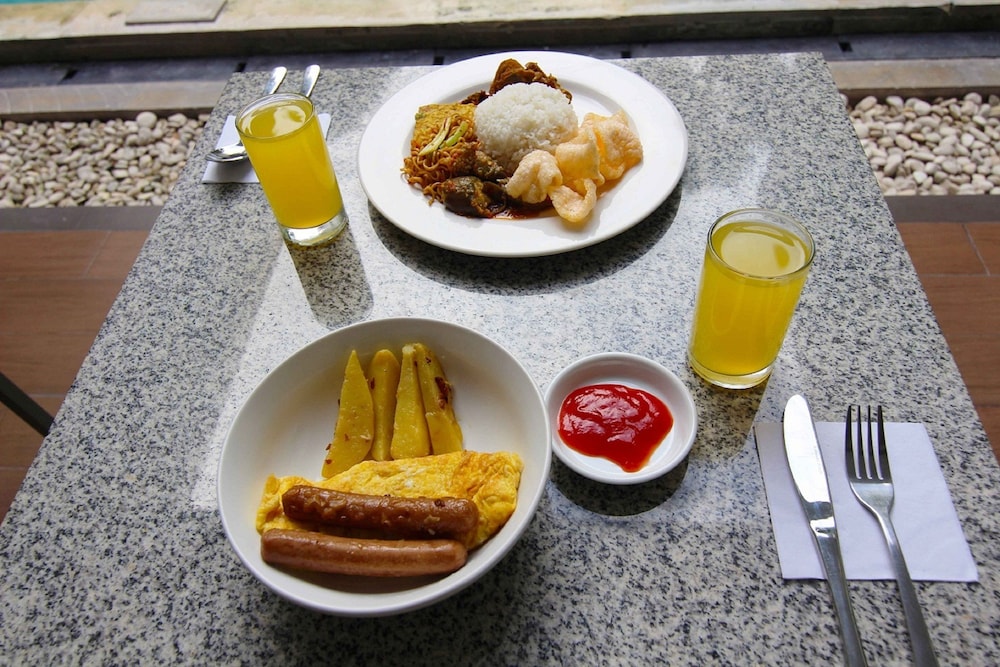 Choice Stay Hotel Denpasar Ex Cozy Stay Simpang Enam 45/65