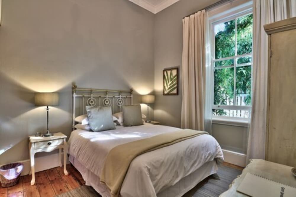 Parker Cottage 21/58