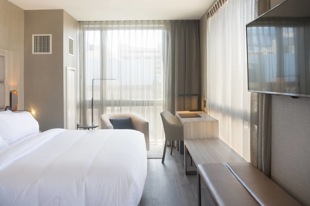 AC Hotel by Marriott Boston Downtown 17/69