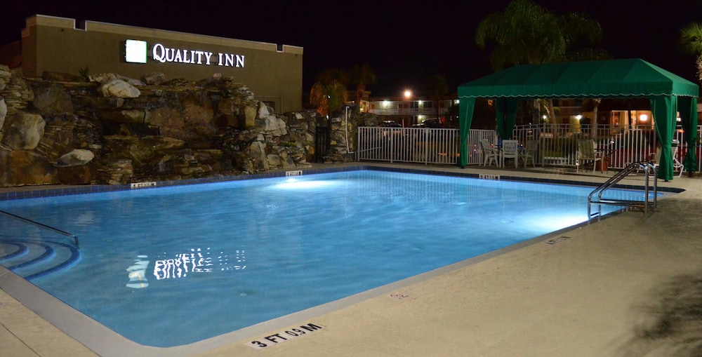 Quality Inn Kennedy Space Center 7/47