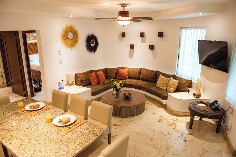 Maya Villa Condo Hotel Beach Club 34/49