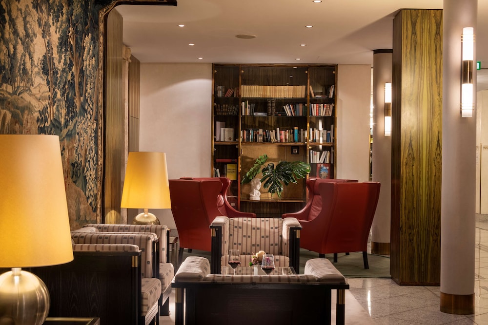 Best Western Premier Grand Hotel Russischer Hof 48/67