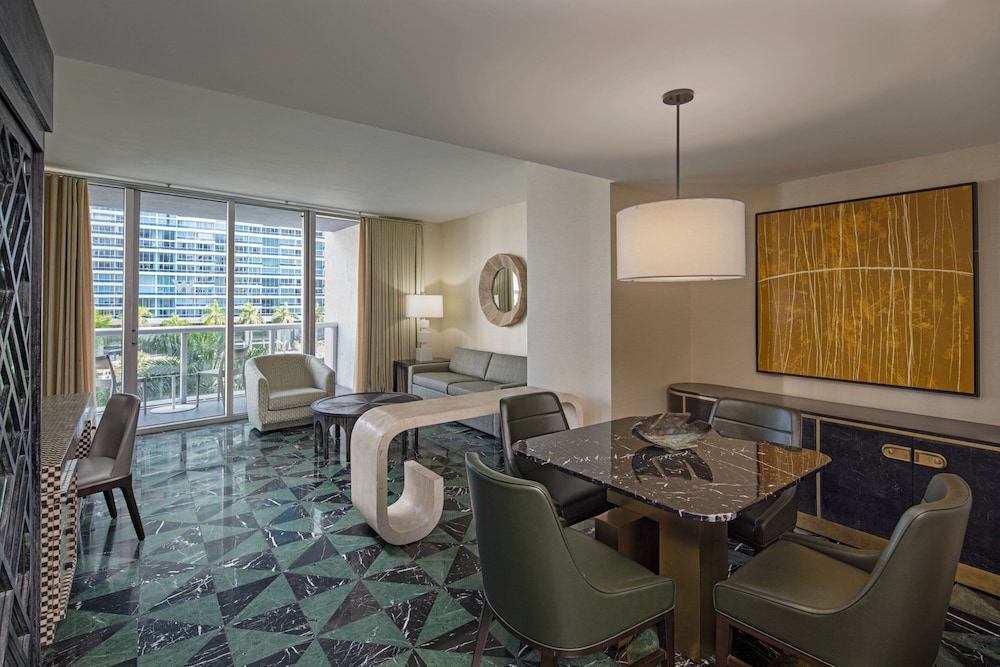 W Miami 24/34