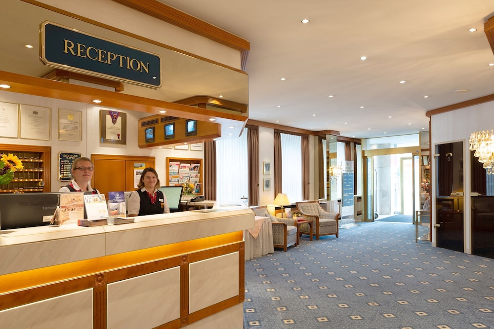 Lobby at Ringhotel Loew S Merkur, NUREMBERG