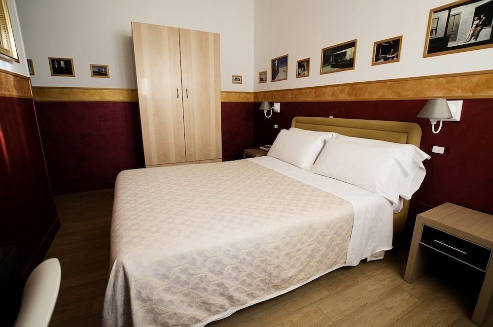 Diana Suites 16/30