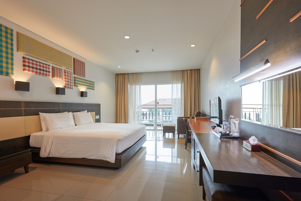 Welcome World Beachfront Resort 16/47