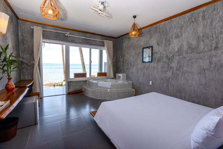 Beach, Bungalow, on the Front