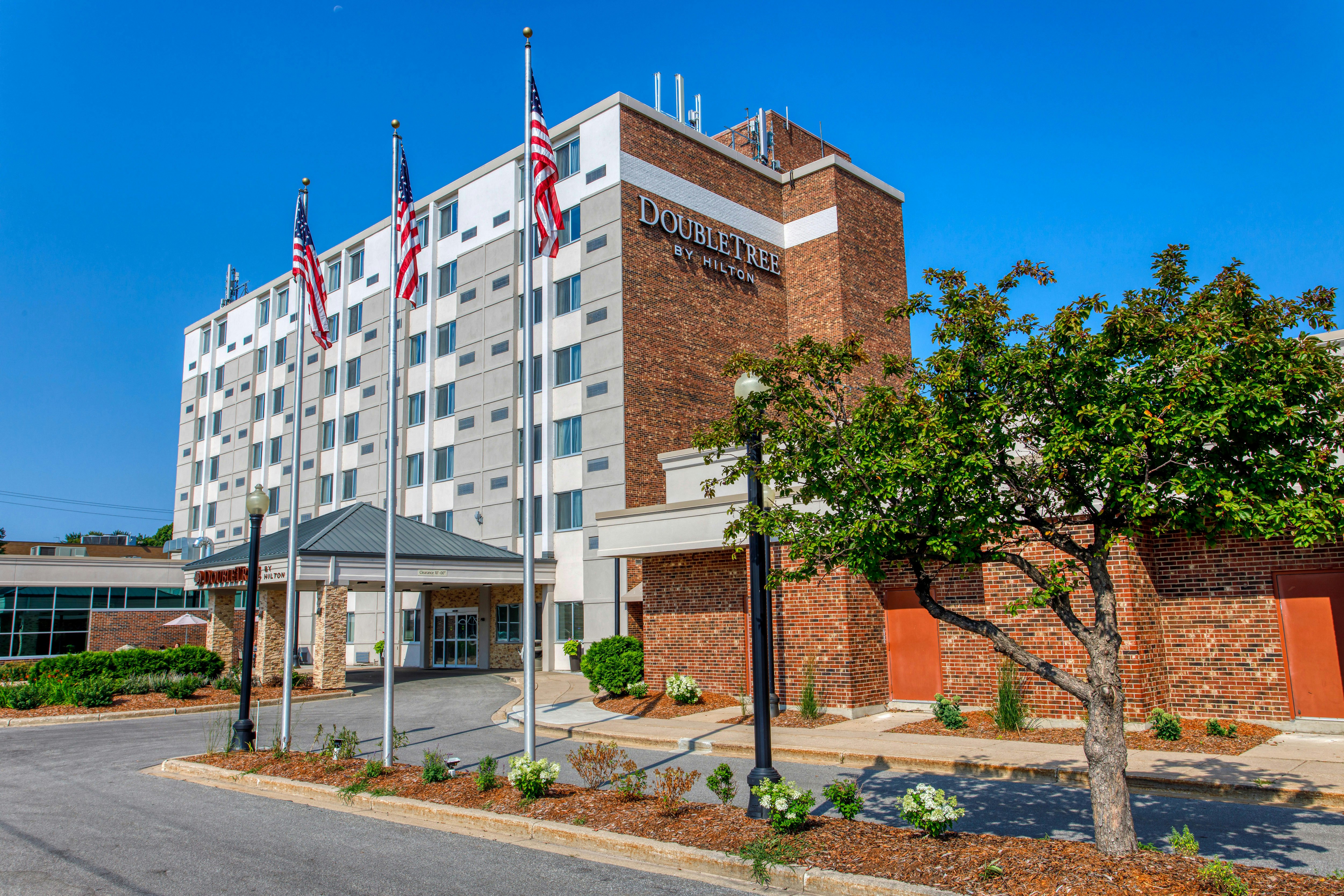 Doubletree By Hilton Neenah 2/47