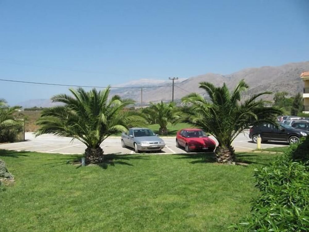 Monachus Monachus Apartments 42/58