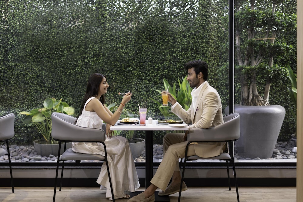 Park Inn & Suites by Radisson Thrissur East Fort 6/47