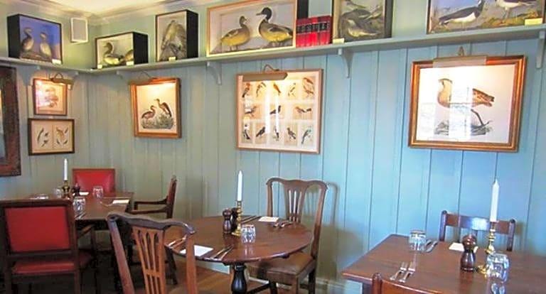 Loch Lomond Arms 44/58