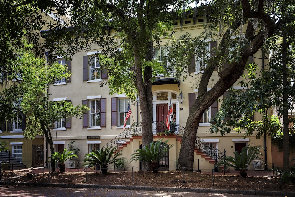 Eliza Thompson House 3/50