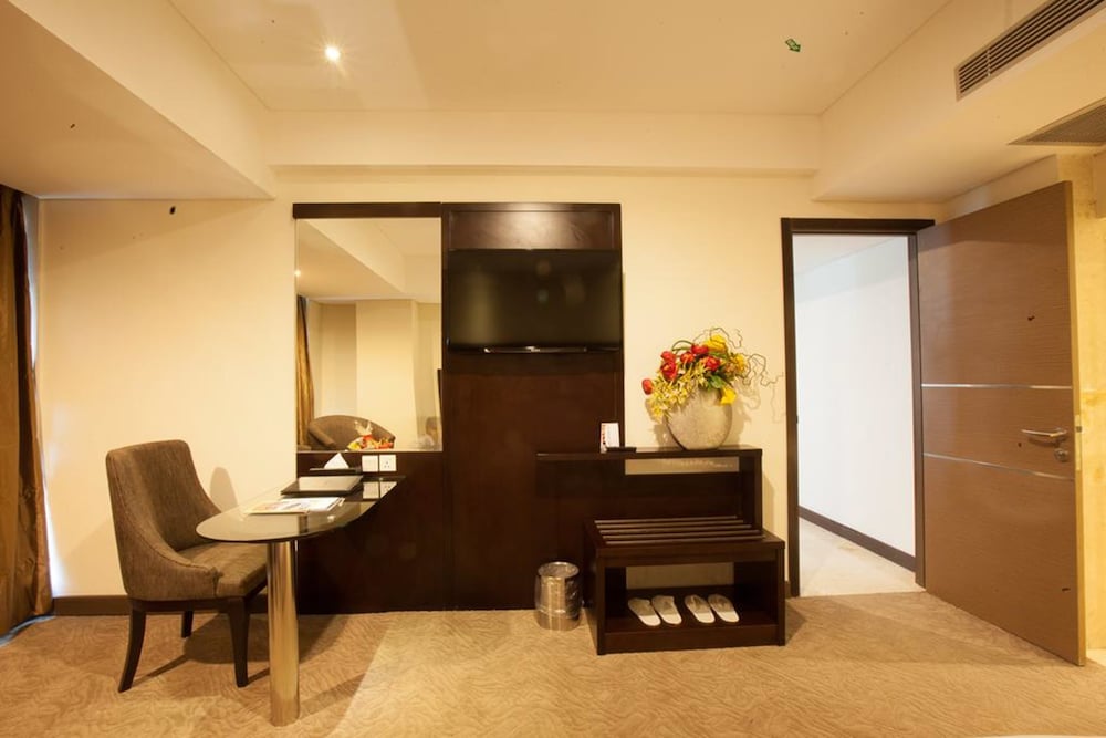 Claro Hotel Kendari 55/62