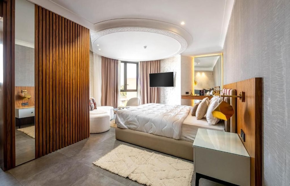Fashion Hotel 47/47